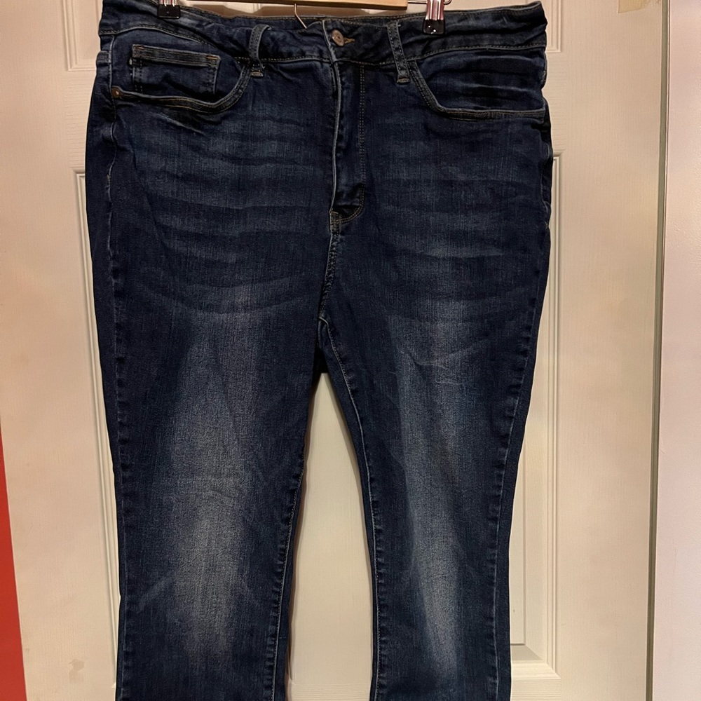 EUC Judy Blue Skinny tummy control 18w